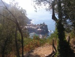 Vernazza vista ancora da pi in alto, andando verso Monterosso