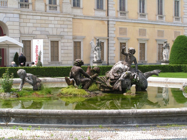 Fontana di Villa Erba
