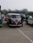 Altro pullmino Volkswagen, con colori molto teutonici