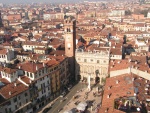 Verona vista dalla torre dei Lamberti: piazza delle Erbe