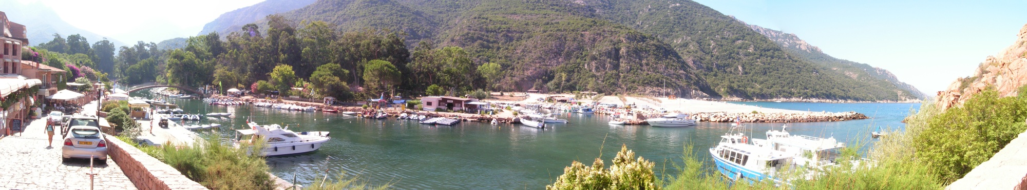 Panorama del porticciolo di Portu