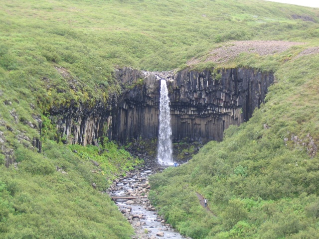 375Svartifoss (Skaftafell) 402.jpg