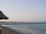 Spiaggia con molo