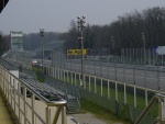 Rettilineo dei box e relativa tribuna