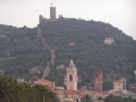 Castello con mura