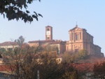 Vista del centro storico, in attesa dell'arrivo dei primi mezzi