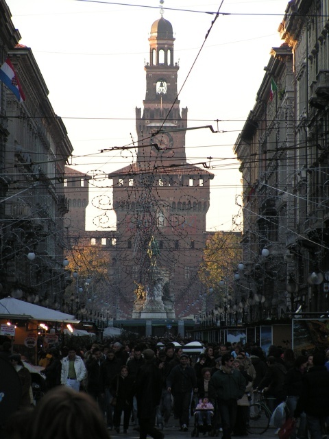 Castello visto da lontano